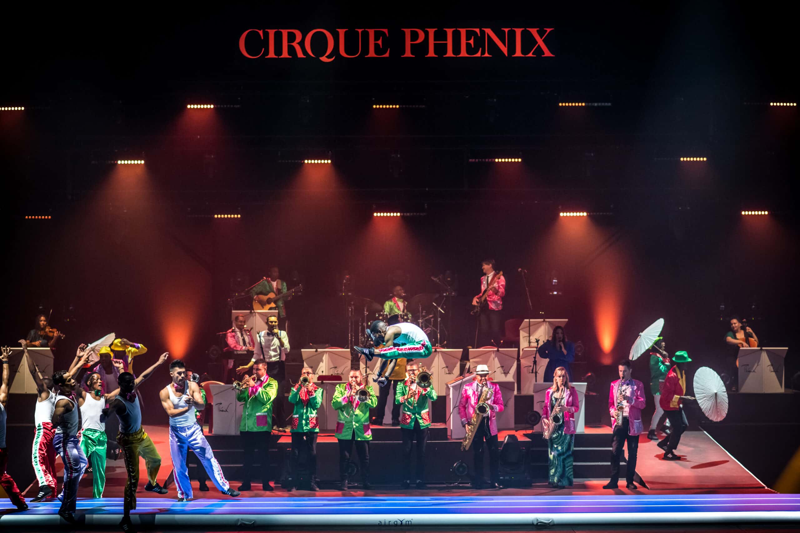 Fast Track et Kaapse Klopse du spectacle Rhapsodie au Cirque Phénix